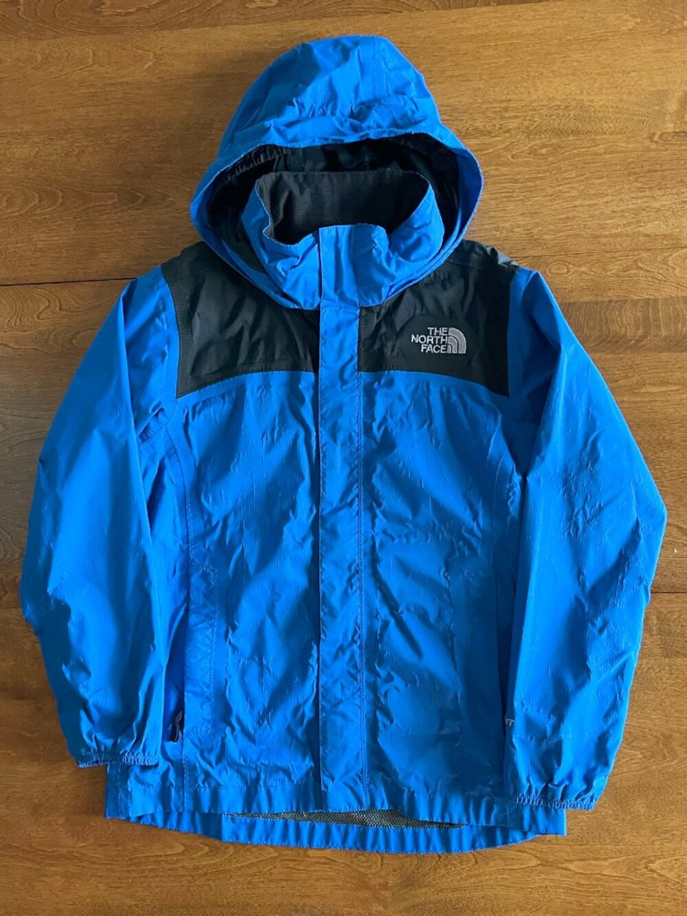 The North Face blue shell jacket M 10/12